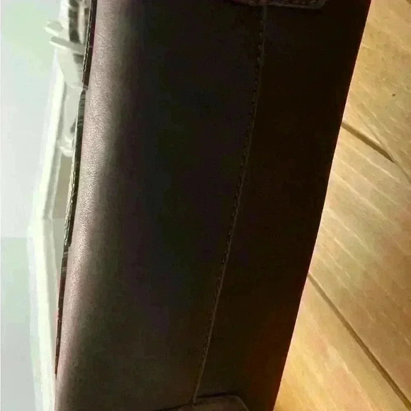 Desigual Bold Sicilia Zipper Tote in Brown with Embroidered medallions. - Picture 3 of 4